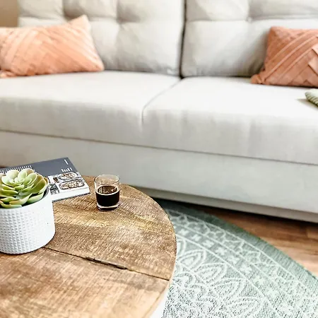 Mara Life&work Am Uni Klinikum Fitness & Ambilight Tv